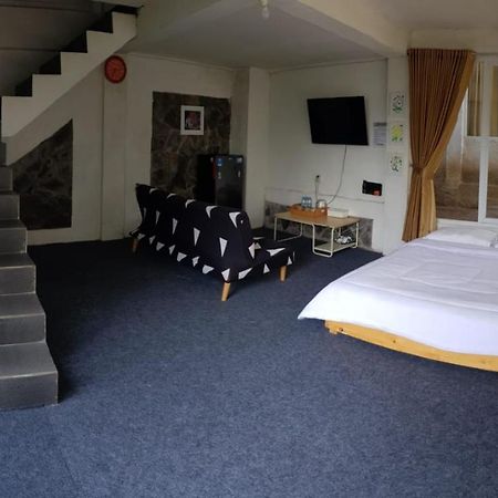 D'Journey Hotel Лембанг Экстерьер фото